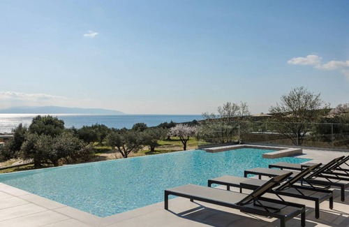 Karavados House | 120 m² House ∙ 3 bedrooms ∙ 6 guests