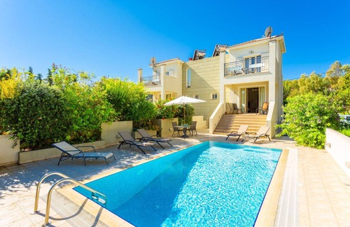 Kateleios Villa | 120 m² Villa ∙ 2 bedrooms ∙ 5 guests