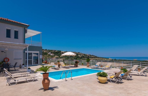 Agia Triada Villa | 120 m² Villa ∙ 3 bedrooms ∙ 6 guests