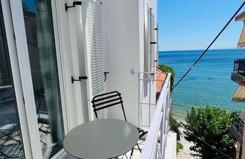 Plomari Apartment | 130 m² Apartment ∙ 2 bedrooms ∙ 4 guests