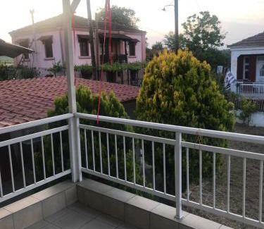 Katerini Apartment | 130 m² Apartment ∙ 3 bedrooms ∙ 5 guests