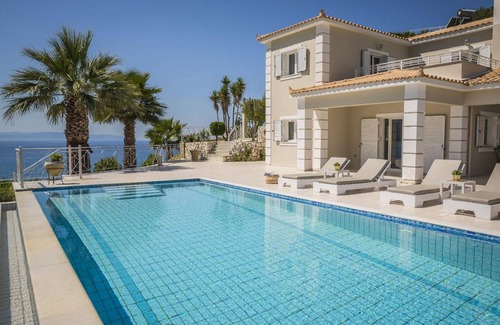 Karavados House | 130 m² House ∙ 3 bedrooms ∙ 6 guests