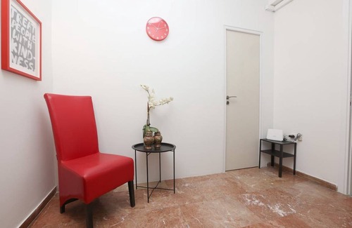 Pangrati Resort | 130 m² Private room ∙ 1 bedroom ∙ 1 guest