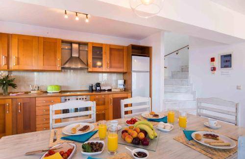 Lygia Resort | 130 m² Resort ∙ 3 bedrooms ∙ 6 guests