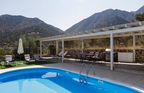 Vlichada House | 135 m² House ∙ 3 bedrooms ∙ 7 guests