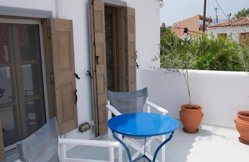 Pythagorio House | 136 m² House ∙ 3 bedrooms ∙ 5 guests