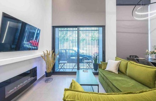Kallithea Apartment | 140 m² Apartment ∙ 2 bedrooms ∙ 6 guests