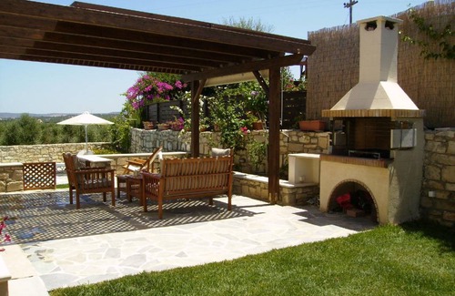 Houdetsi House | 140 m² House ∙ 3 bedrooms ∙ 6 guests