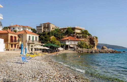 Avia House | 140 m² House ∙ 4 bedrooms ∙ 8 guests