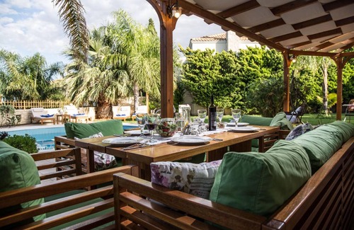 Old Hersonissos House | 150 m² House ∙ 3 bedrooms ∙ 6 guests