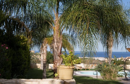 Old Hersonissos House | 150 m² House ∙ 3 bedrooms ∙ 6 guests
