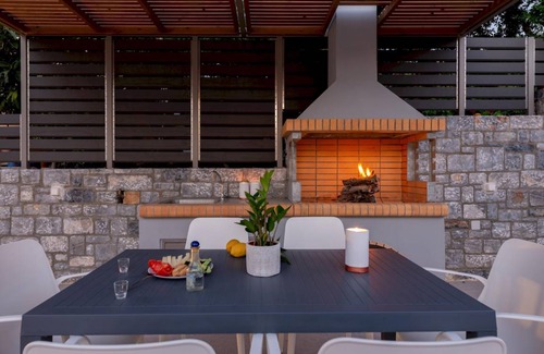 Atsipópoulon House | 150 m² House ∙ 4 bedrooms ∙ 7 guests