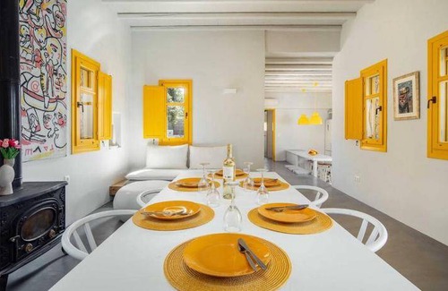 Serifos House | 159 m² House ∙ 4 bedrooms ∙ 8 guests