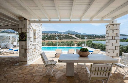 Aliki House | 160 m² House ∙ 4 bedrooms ∙ 8 guests