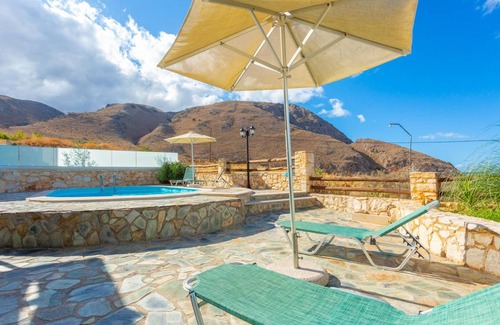 Megala Chorafia Villa | 160 m² Villa ∙ 3 bedrooms ∙ 6 guests