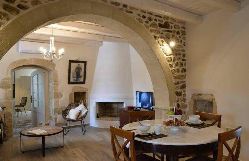 Tzitzifes Villa | 160 m² Villa ∙ 4 bedrooms ∙ 8 guests
