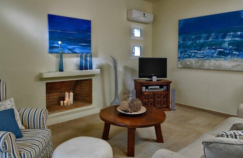 Istron Villa | 160 m² Villa ∙ 3 bedrooms ∙ 7 guests