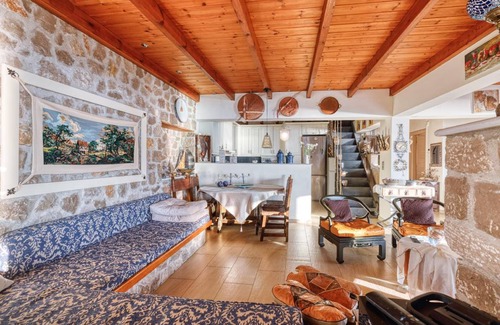 Kamena Vourla Villa | 165 m² Villa ∙ 4 bedrooms ∙ 10 guests
