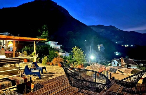 Kamena Vourla Villa | 165 m² Villa ∙ 4 bedrooms ∙ 10 guests