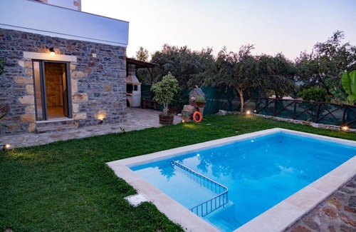 Pemonia Villa | 173 m² Villa ∙ 3 bedrooms ∙ 7 guests