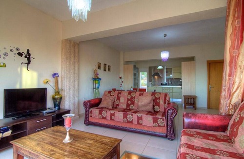 Agios Vasileios Villa | 175 m² Villa ∙ 4 bedrooms ∙ 12 guests