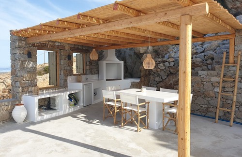 Naxos Villa | 180-degree panoramic view of the sea and Paros. Stunning sunsets!