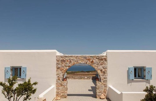 Antiparos Apartment | 180 m² Apartment ∙ 3 bedrooms ∙ 6 guests