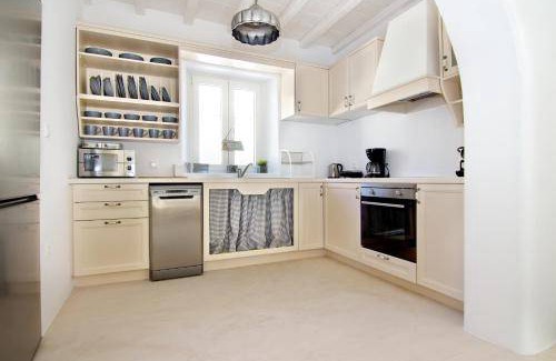 Faros Armenistis Villa | 180 m² Villa ∙ 3 bedrooms ∙ 7 guests