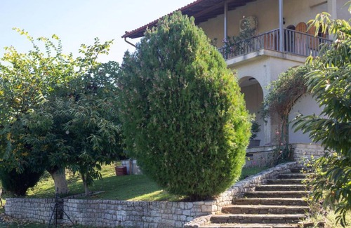 Lake Plastiras Villa | 180 m² Villa ∙ 4 bedrooms ∙ 8 guests