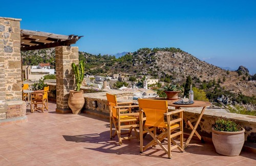 Anatoli House | 185 m² House ∙ 4 bedrooms ∙ 10 guests