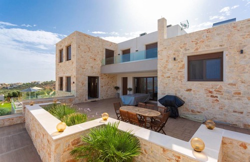 Megala Chorafia Villa | 190 m² Villa ∙ 4 bedrooms ∙ 10 guests