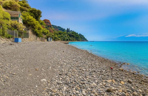 Paradise Beach House | 200 m² House ∙ 3 bedrooms ∙ 7 guests