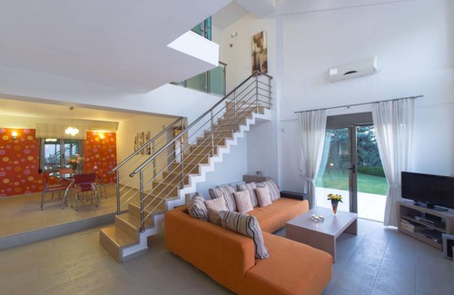Skouloufia House | 200 m² House ∙ 3 bedrooms ∙ 6 guests