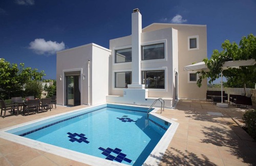 Skouloufia House | 200 m² House ∙ 3 bedrooms ∙ 8 guests
