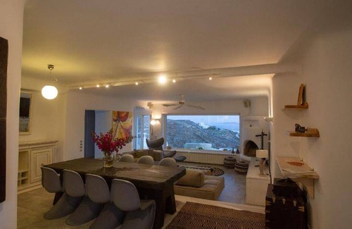 Faros Armenistis Resort | 200 m² Resort ∙ 4 bedrooms ∙ 11 guests