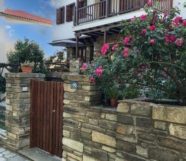 Alli Meria House | 202 m² House ∙ 3 bedrooms ∙ 8 guests