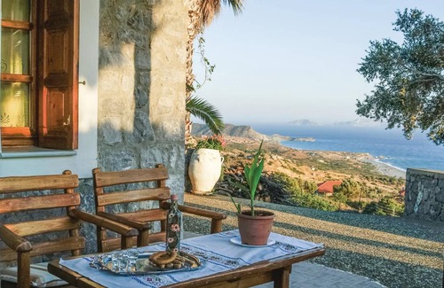Agios Vasileios House | 207 m² House ∙ 5 bedrooms ∙ 10 guests