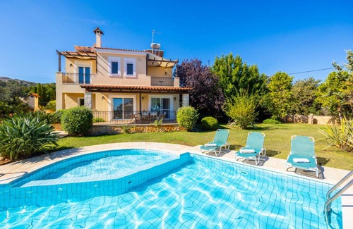 Gerani Villa | 215 m² Villa ∙ 4 bedrooms ∙ 8 guests