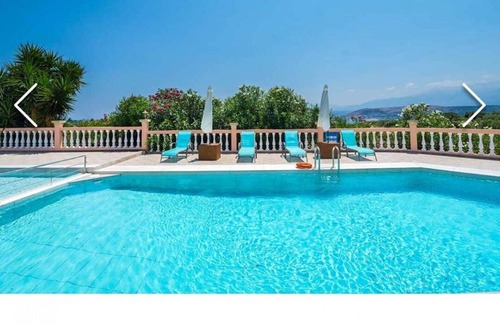 Sternes Villa | 216 m² Villa ∙ 4 bedrooms ∙ 8 guests