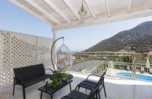 Vlichada Villa | 216 m² Villa ∙ 4 bedrooms ∙ 9 guests