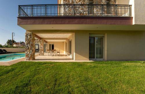 Kallikratia Resort | 220 m² Resort ∙ 3 bedrooms ∙ 6 guests