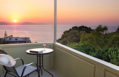 Halepa Villa | 230 m² Villa ∙ 3 bedrooms ∙ 6 guests