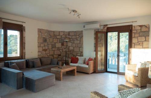 Skotino Villa | 235 m² Villa ∙ 3 bedrooms ∙ 7 guests