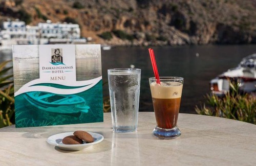 Loutro Hotel | 24 m² Hotel ∙ 6 guests