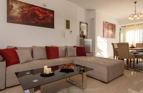 Faistos Villa | 250 m² Villa ∙ 6 bedrooms ∙ 12 guests