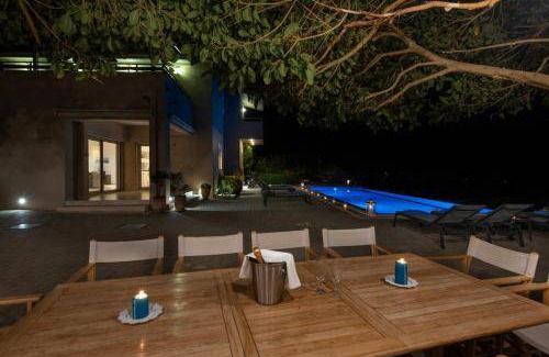 Gouves Villa | 253 m² Villa ∙ 6 bedrooms ∙ 12 guests