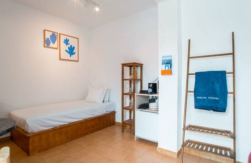 Paros Apartment | 29 m² Apartment ∙ 1 bedroom ∙ 3 guests