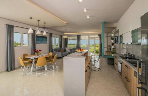 Koutsounari Apartment | 3 Bedroom apartment (150m2) - 300 meter away from the beach