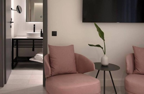 Glyfada Apartment | 30 m² Apartment ∙ 2 guests