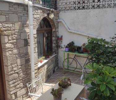 Kokkari Apartment | 30 m² Apartment ∙ 2 guests